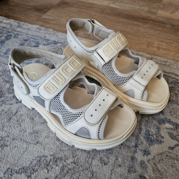 Gucci Shoes - Gucci Womens Beige and White Sandals